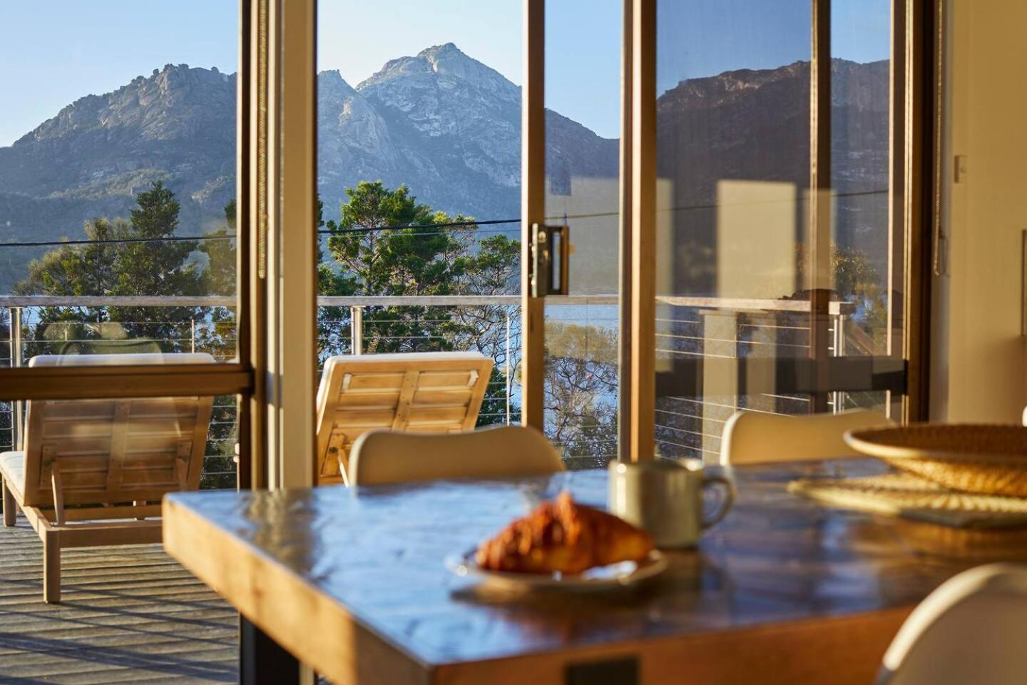 The Arthouse Freycinet * Coles Bay